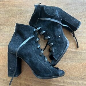 Chinese Laundry x Kristin Cavallari booties